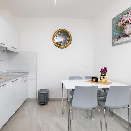 Apartments Tea Malinska Zewnętrze zdjęcie